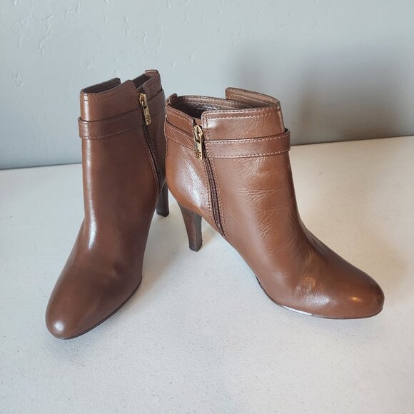 Tory Burch Booties "EUC" - Picture 11 of 16